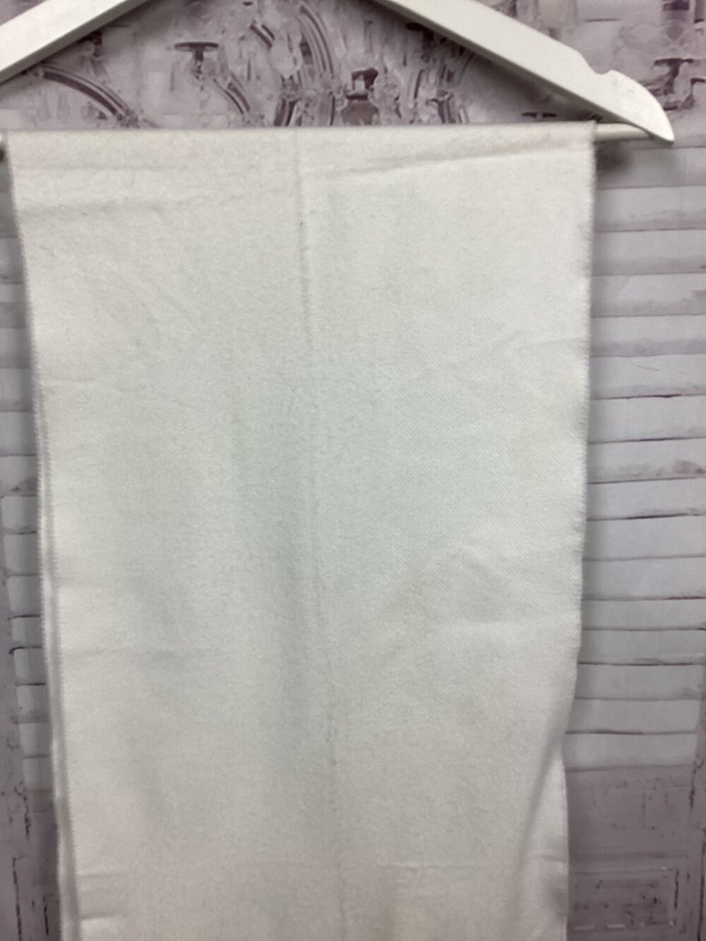 White Cashmere Scarf with Fringe Made in Scotland - Picture 7 of 8